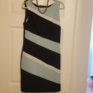 Blue white dress size 12 and gray pearl necklace